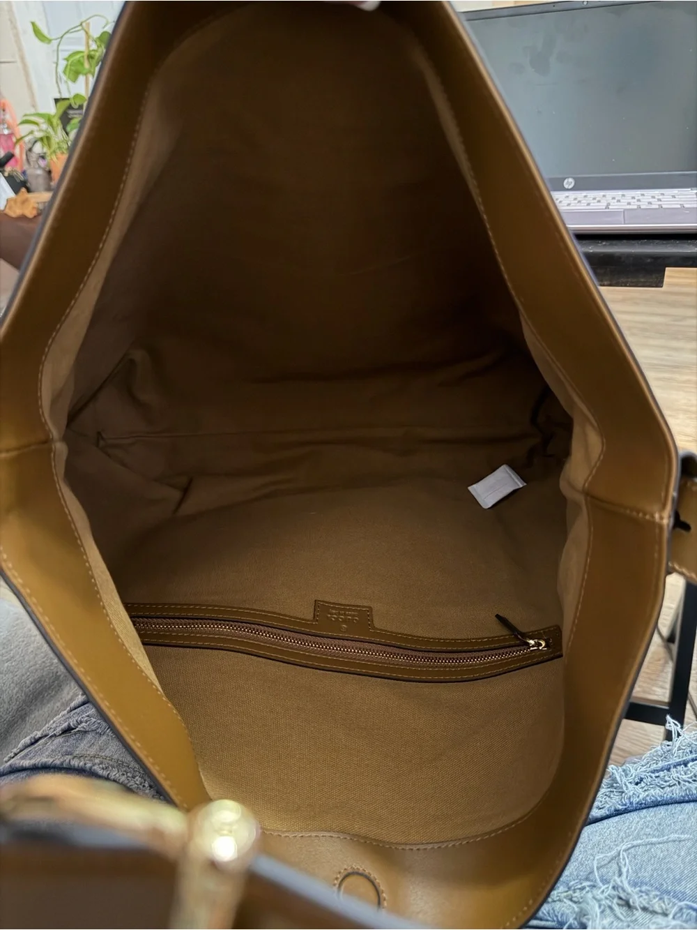 Classic Tan Leather Hobo Shoulder Bag